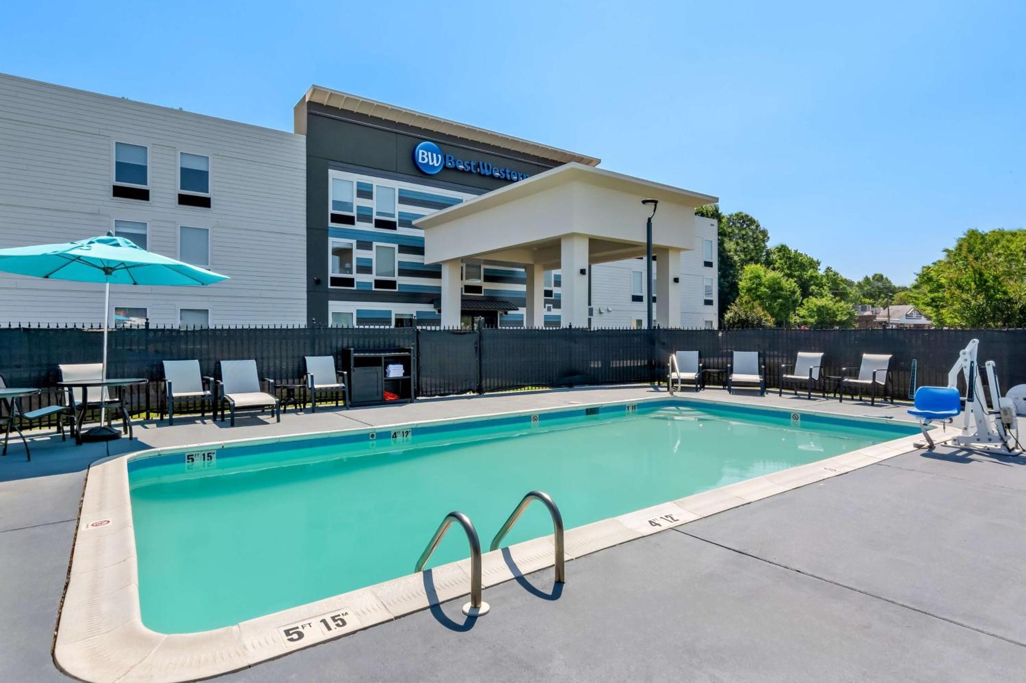 Best Western Doswell Hotel Exterior photo